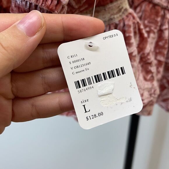 🆕 Free People Yours Truly Velvet Top NWTS! Pink Velvet & Ivory lace - Picture 8 of 12